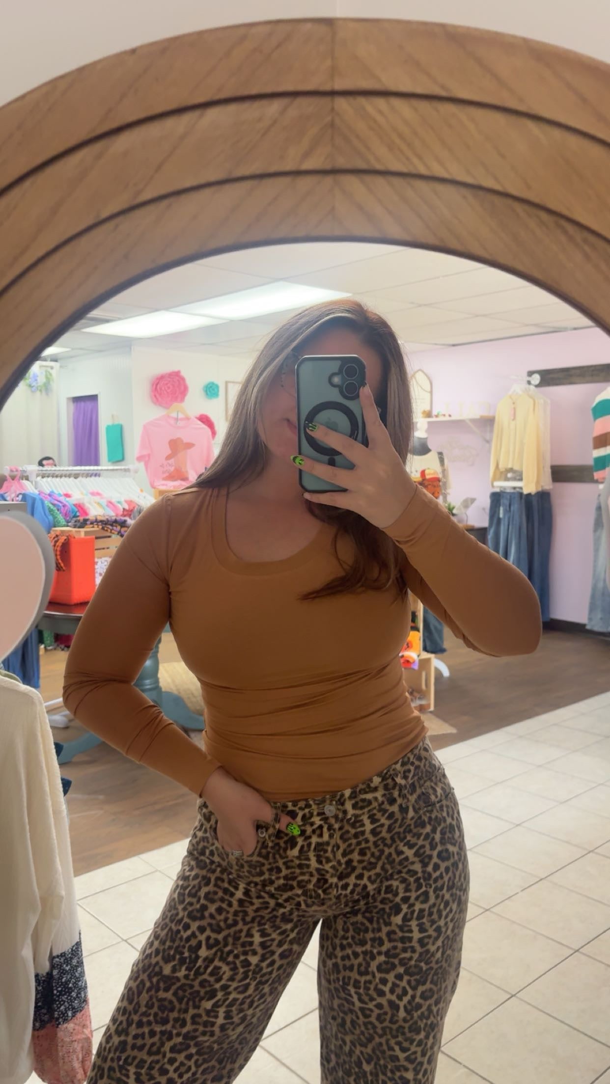 Fitted Chestnut Long Sleeve